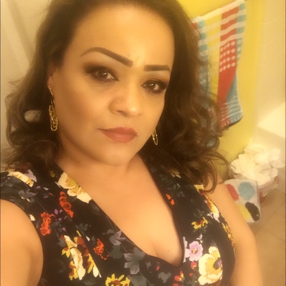 Meet your Posher, Blanca - Picture 1 of 1